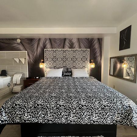 Orbits Inn Somerset Екстер'єр фото